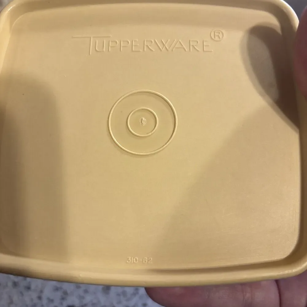Vintage Tupperware Square with Lid - blue/tan, 1980s-1990s 311-25 & 310-62